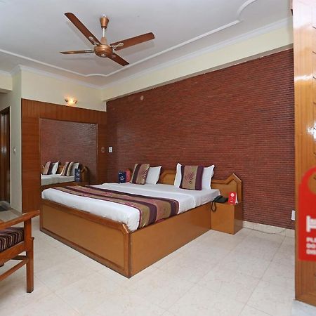 Oyo Flagship 9554 Hotel Grand Plaza Faridabad Exteriér fotografie