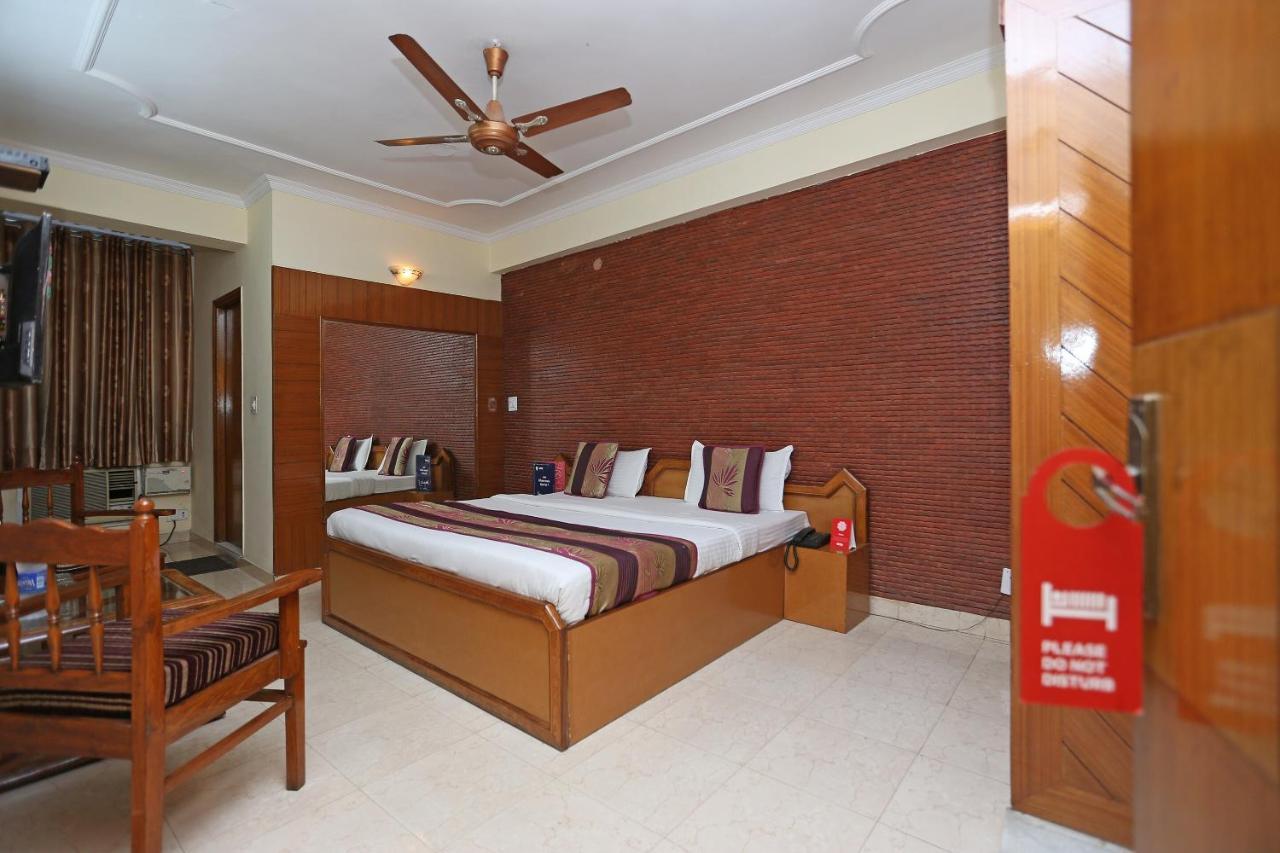 Oyo Flagship 9554 Hotel Grand Plaza Faridabad Exteriér fotografie