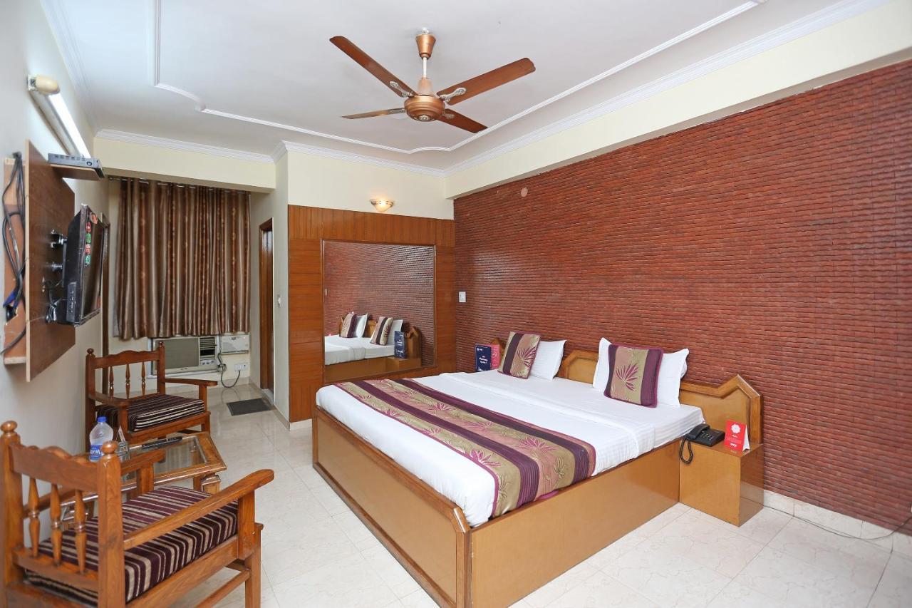 Oyo Flagship 9554 Hotel Grand Plaza Faridabad Exteriér fotografie